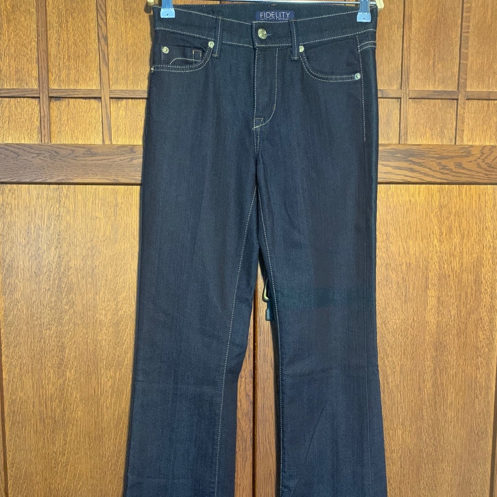 Fidelity mid tone washed boot cut jean.